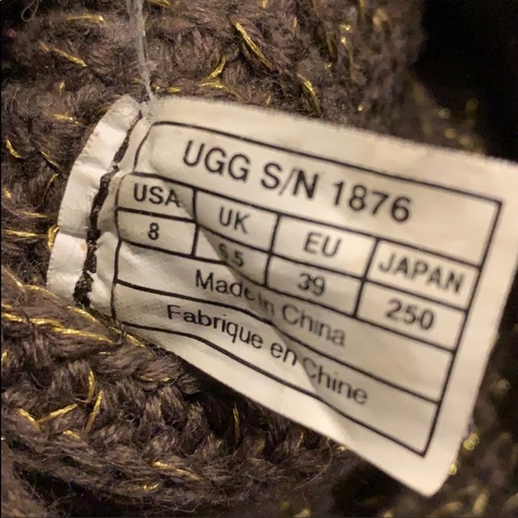 Authentic UGG boots - Picture 7 of 8
